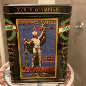 Milky Way Olympic tin
